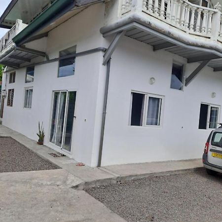 Manate Hebergement Apartman Faaa Kültér fotó